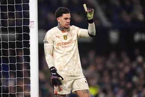 إيدرسون: أتنفس كرة القدم مع فنربخشة.. وجوارديولا المدرب الأفضل في عصرنا